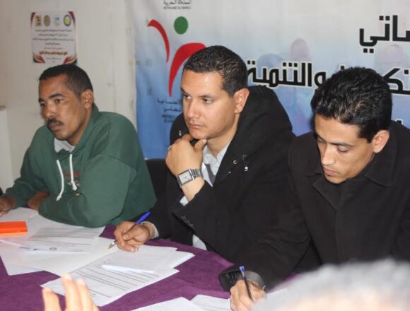 المتدربون في أكاديمية المجتمع المدني